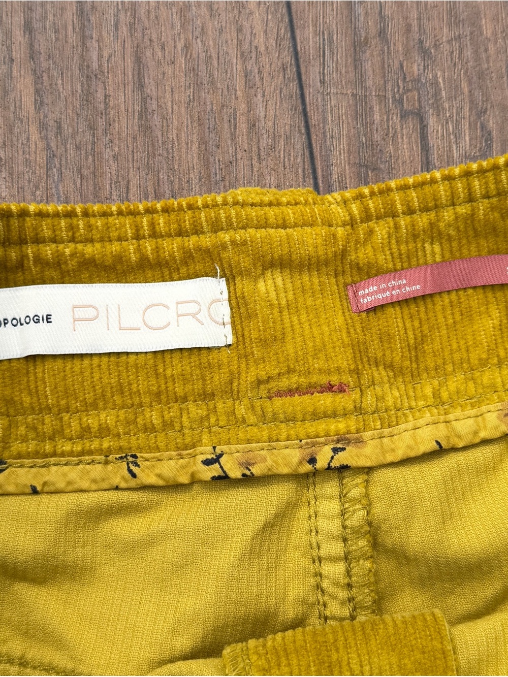 Pilcro Mustard Yellow Corduroy Pants | Size: 27 - Picture 3 of 6